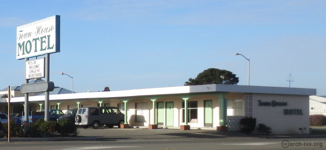 Town House Motel - Crescent City CA