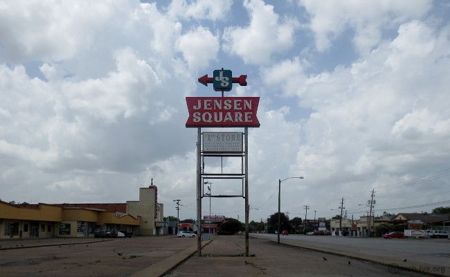 Jensen Square - Houston TX