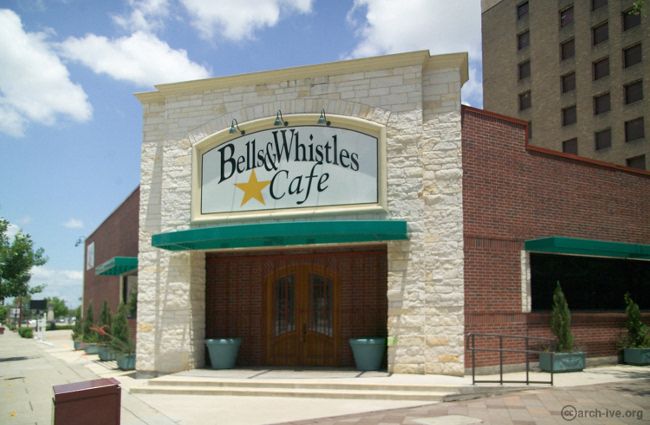 Bells & Whistles Cafe - Houston TX